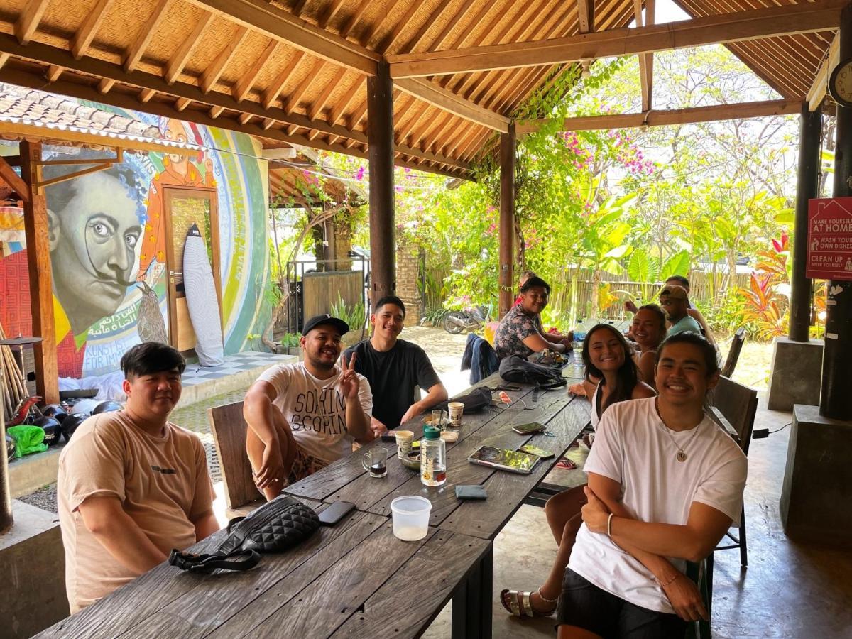 Da Housetel Kuta Hostel Kuta  Ngoại thất bức ảnh