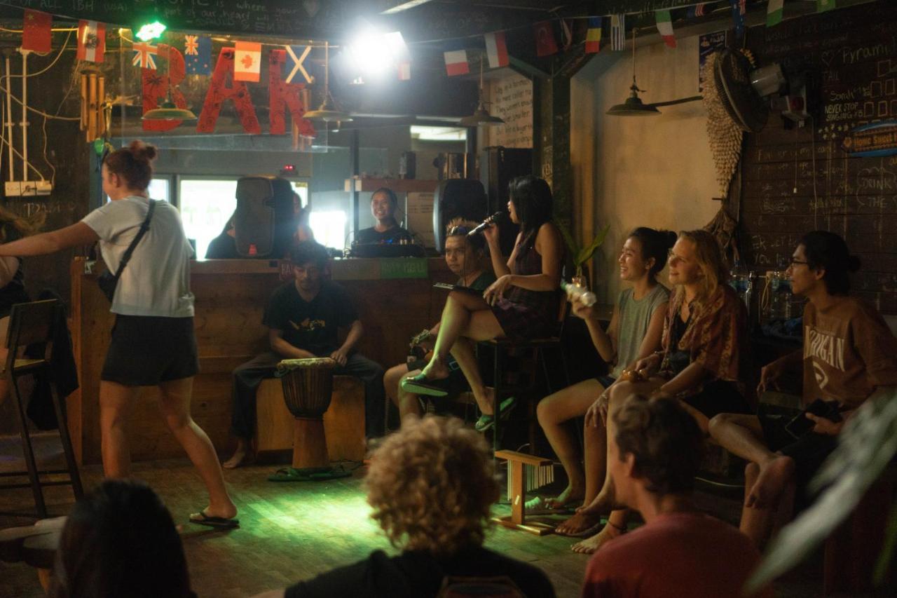 Da Housetel Kuta Hostel Kuta  Ngoại thất bức ảnh