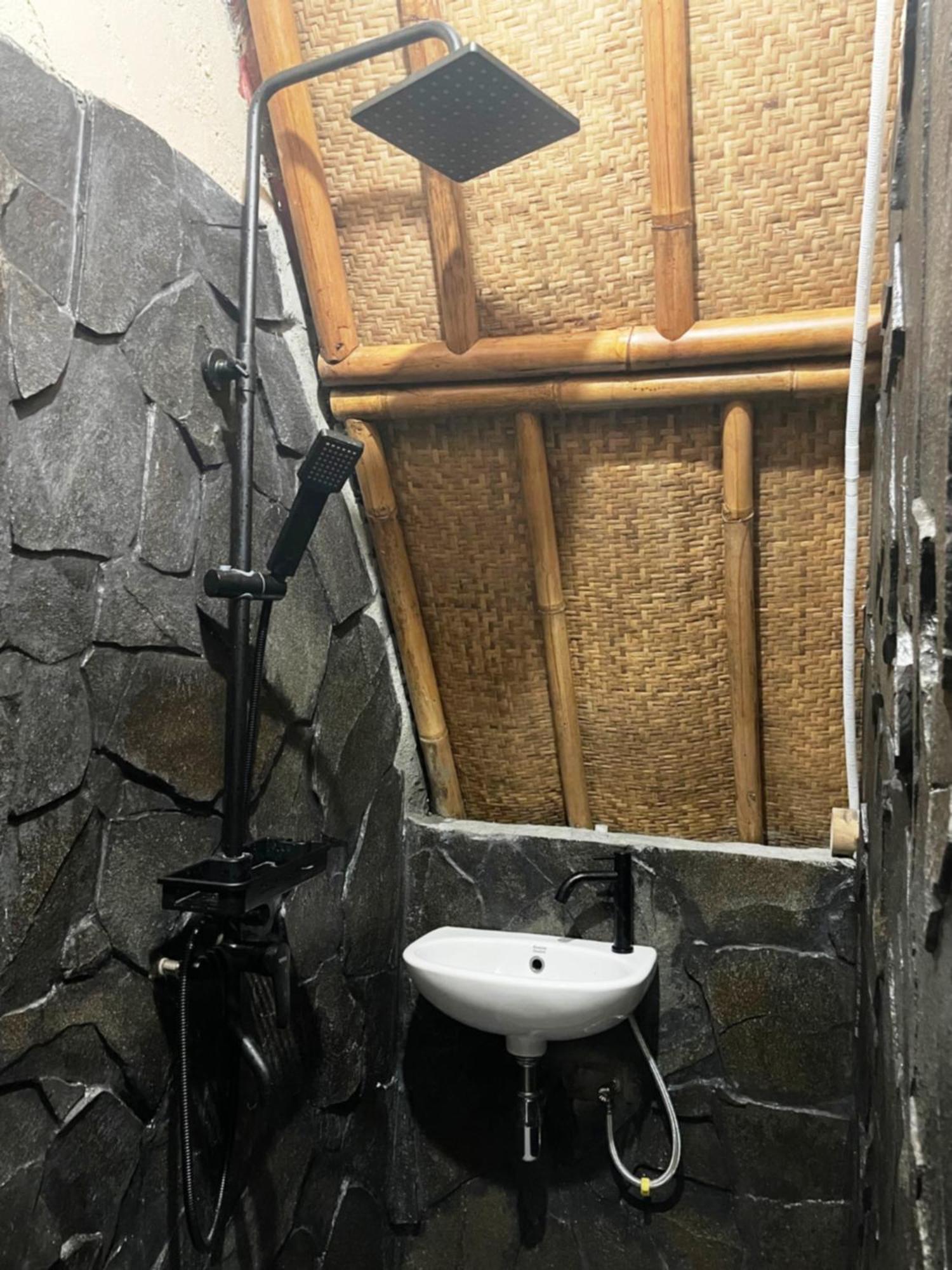 Da Housetel Kuta Hostel Kuta  Ngoại thất bức ảnh