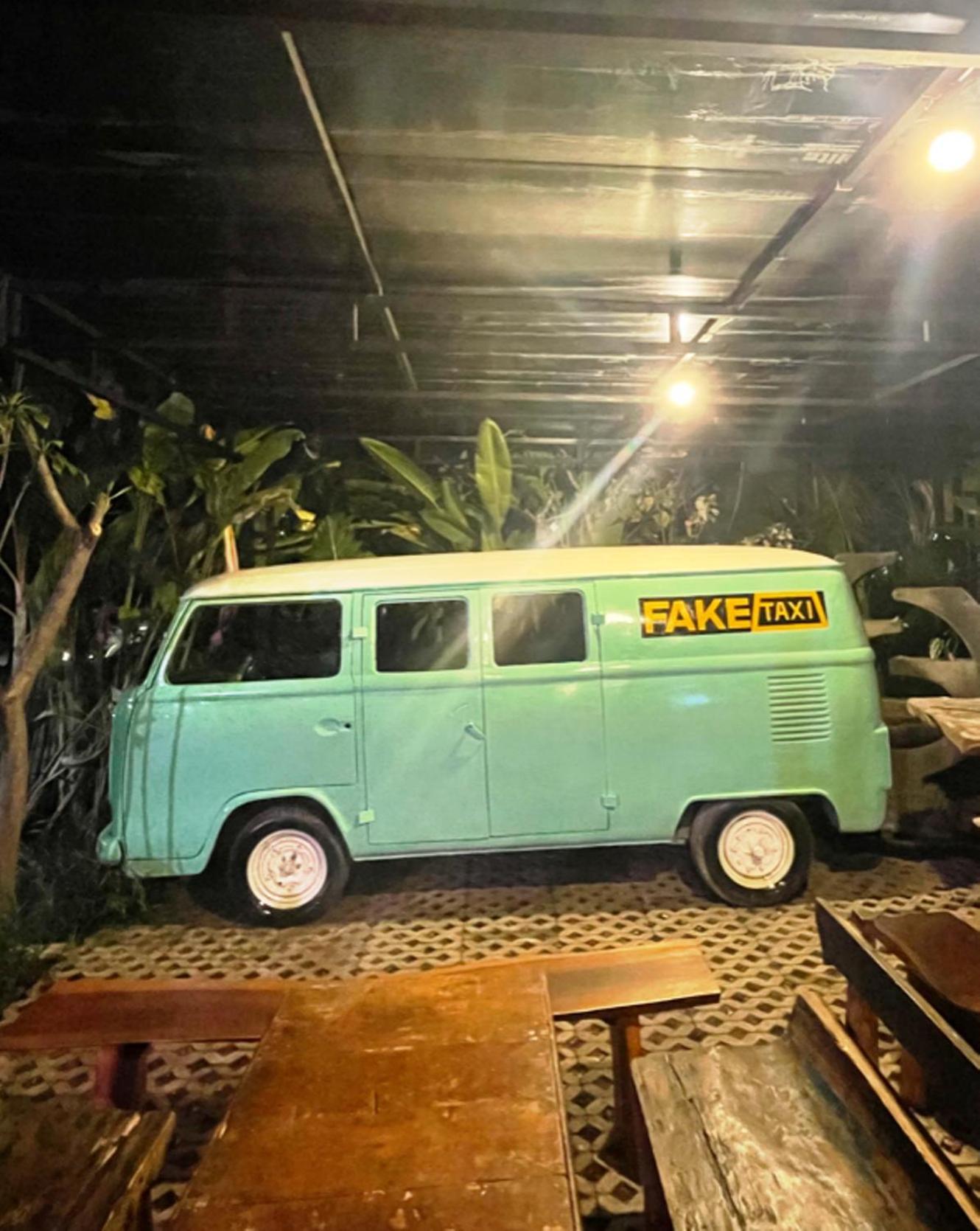 Da Housetel Kuta Hostel Kuta  Ngoại thất bức ảnh